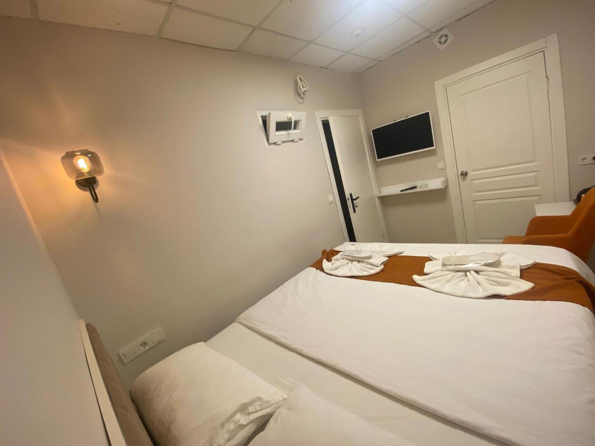 Kadikoey Bull Hotel Κωνσταντινούπολη Δωμάτιο φωτογραφία